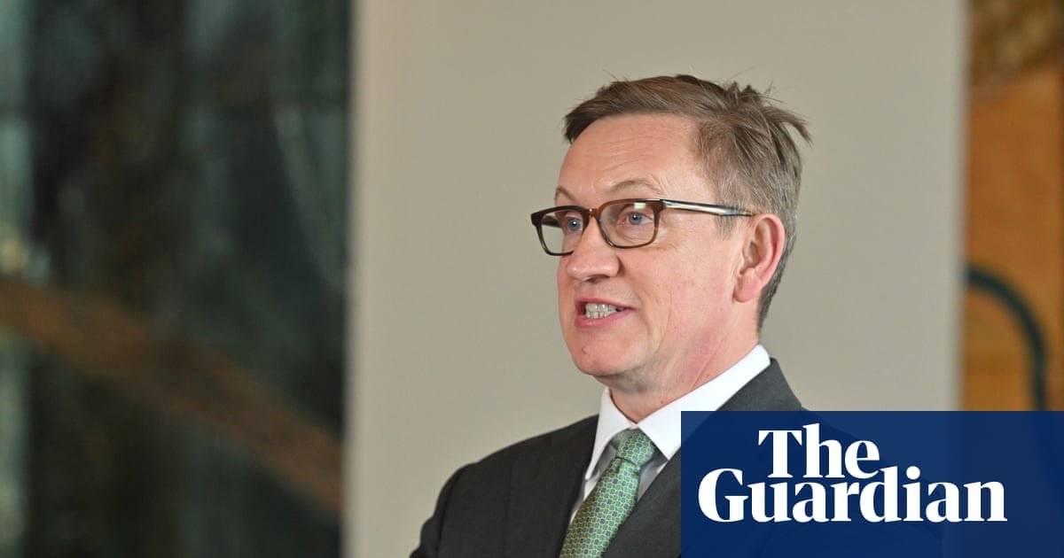 Australian colleges warned ‘do not try to game’ student visas after last-minute enrolments for cancelled diploma soar