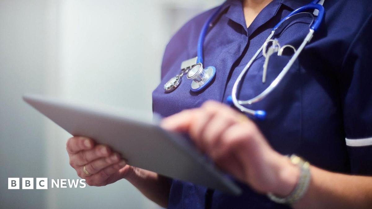 NHS to suspend staff suspected of snooping on patient records