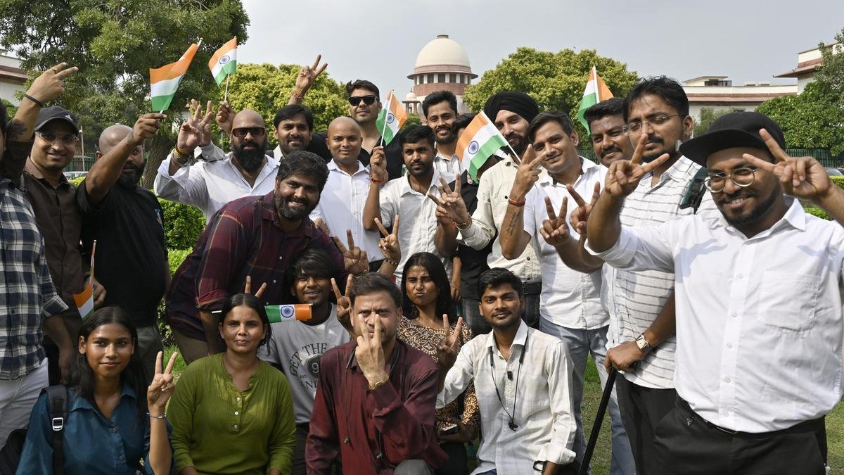 What is Article 142 that the Supreme Court used to quash FIRs against NEET protesters? | Explained
