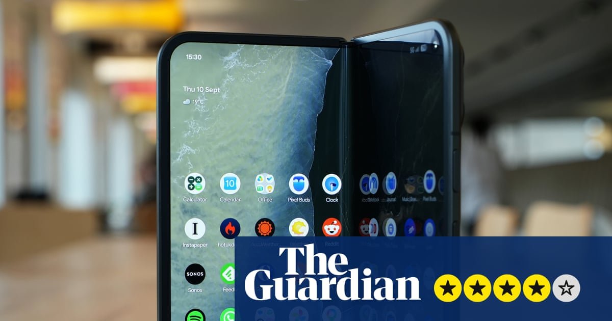 Pixel 11 Pro Fold review: the foldable with the best triple camera