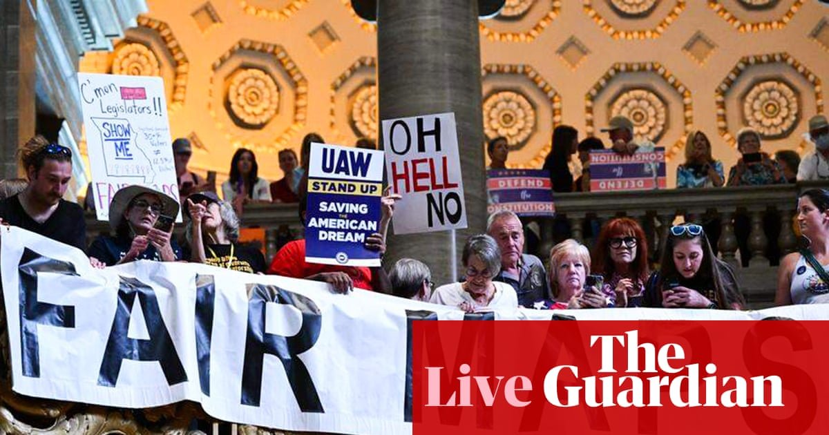 Missouri supreme court blocks congressional maps backed by Trump for midterms – US politics live