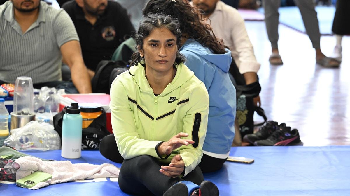 Delhi HC seeks WFI’s stand on Vinesh Phogat’s plea to participate in selection trials for World Championships