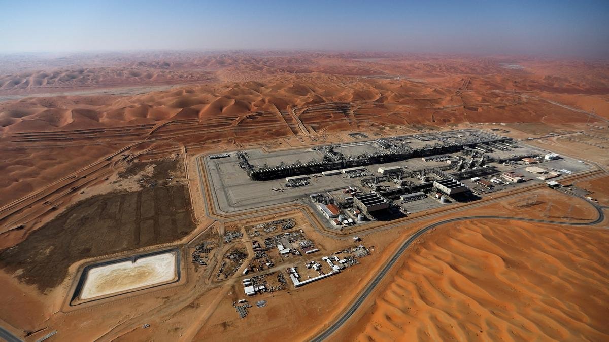 Saudi Aramco halts October crude deliveries to some European refiners after pipeline attack, says report