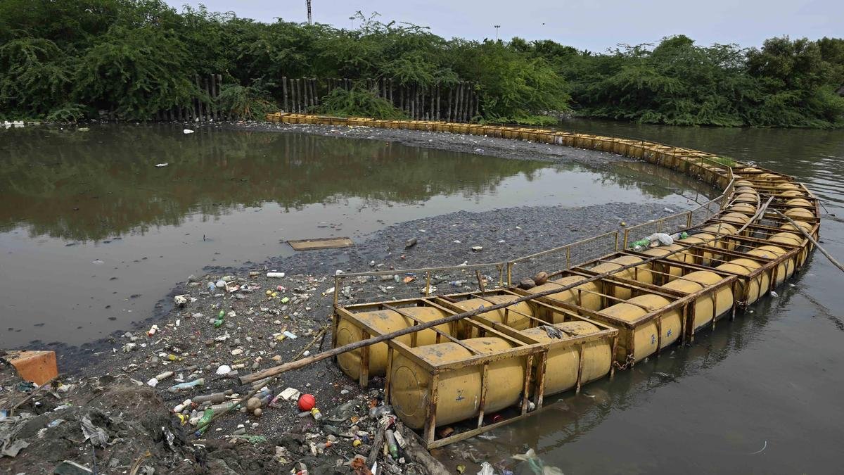 Single-use plastic waste pollutes Ariyankuppam River and Thengaithittu backwaters