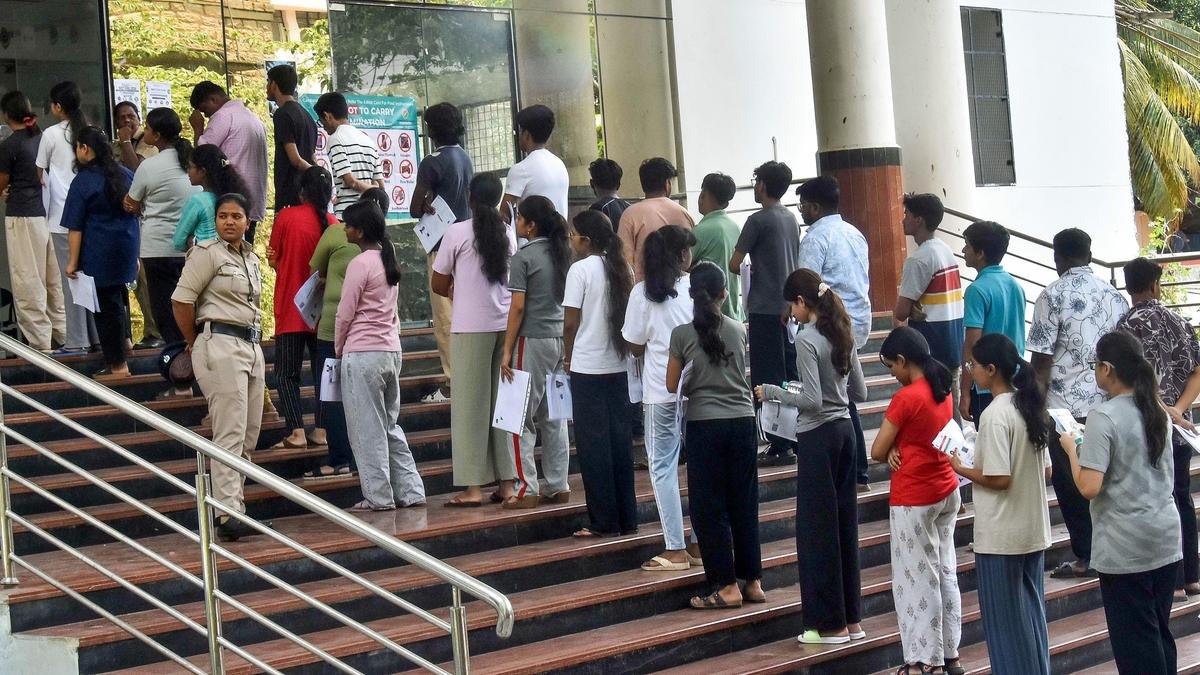 What does the Centre’s latest decision on NEET-SS seats entail? | Explained