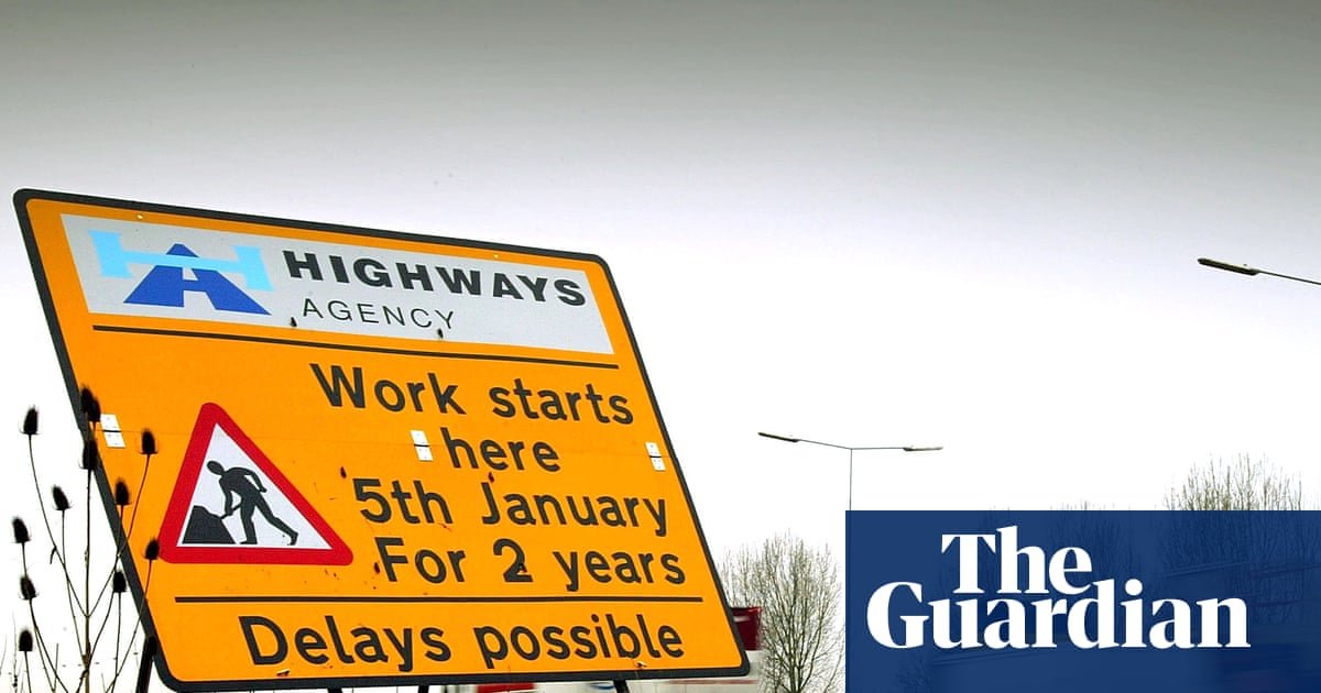 Drivers ignoring roadwork closures to skip queues ‘wilfully putting lives at risk’