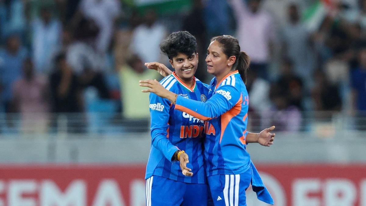 Women’s Asia Cup T20: Spinners headline India’s crushing 7-wicket win vs Pakistan
