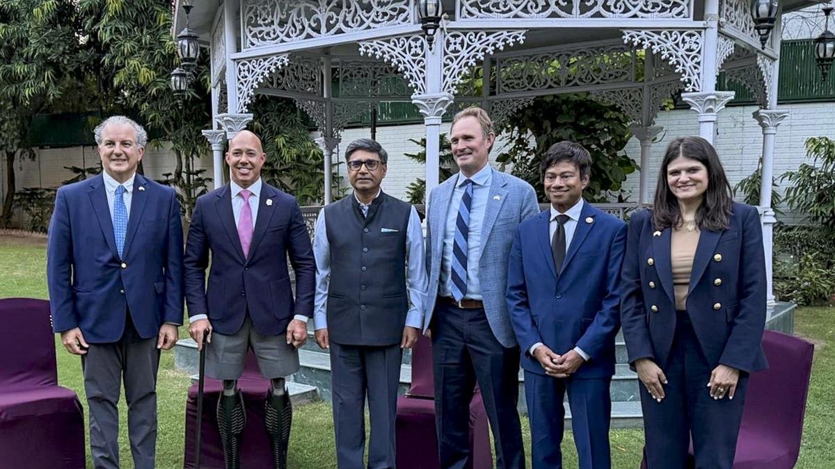 Amid concerns over Russia sanctions law, Foreign Secretary meets U.S. delegation