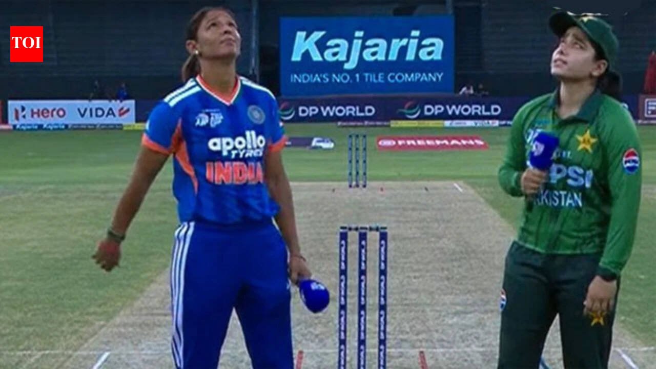 ‘No handshake’ again: Harmanpreet, Fatima avoid customary gesture at Asia Cup toss