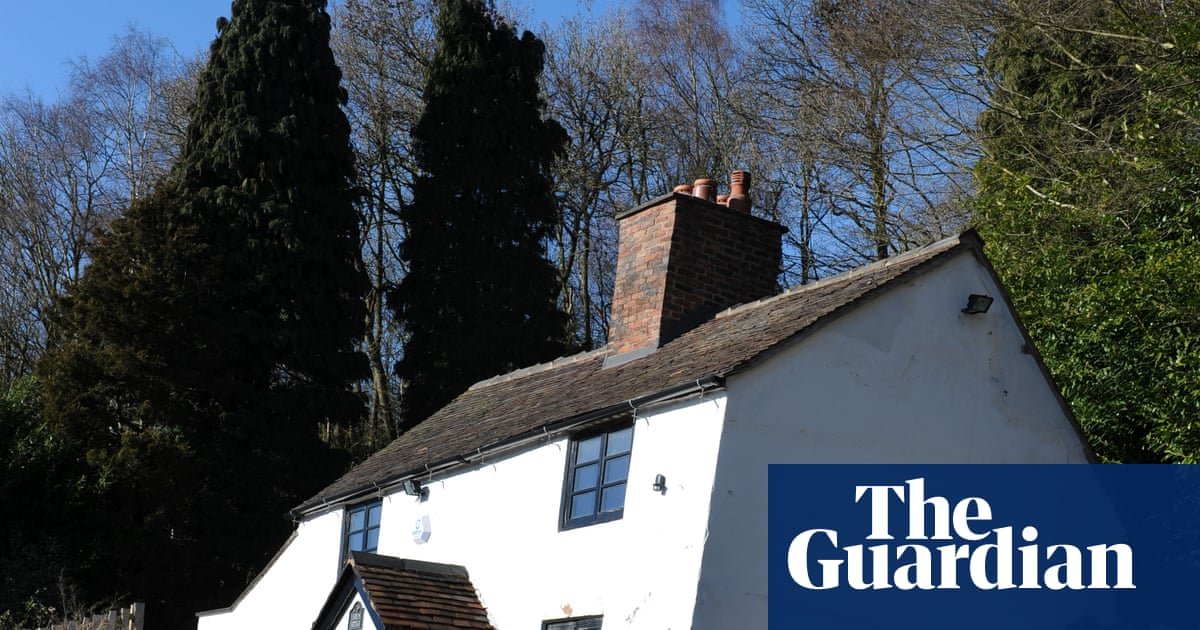 UK subsidence claims surge after hottest summer on record