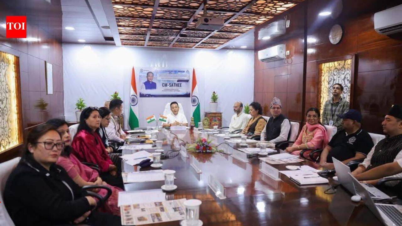 Sikkim CM launches free coaching for JEE, NEET aspirants from poor families