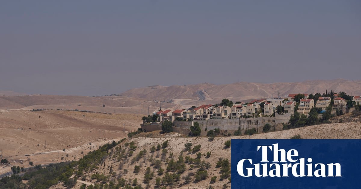British banks warned not to invest in planned Israeli settlement before UK trade ban begins