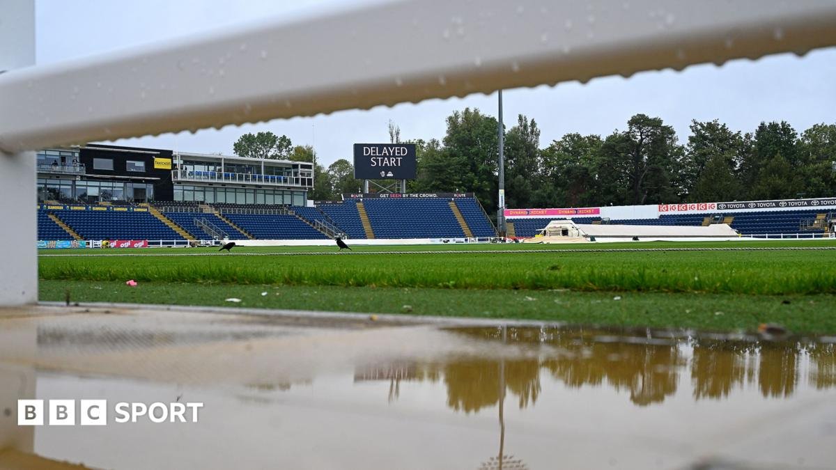 Glamorgan and Essex rained off on final day
