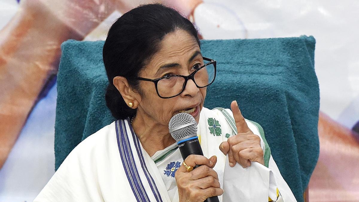Mamata Banerjee, CPI(M) bridge decades-old divide over Election Commission concerns
