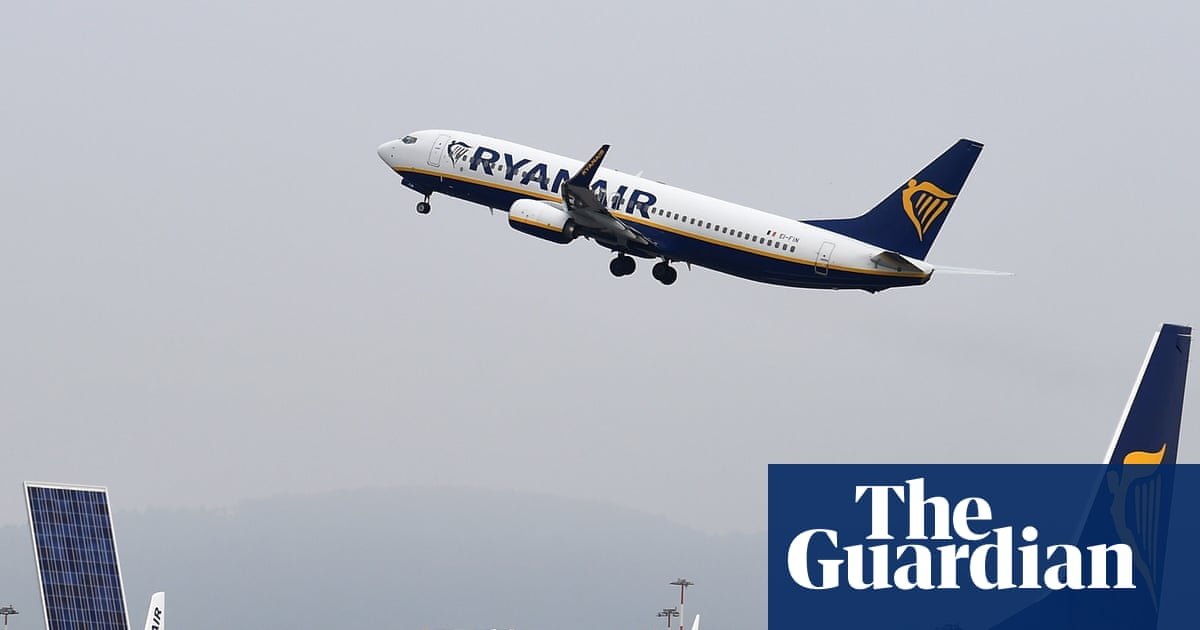 Ryanair warns air fares in Europe will jump next year if oil price stays high