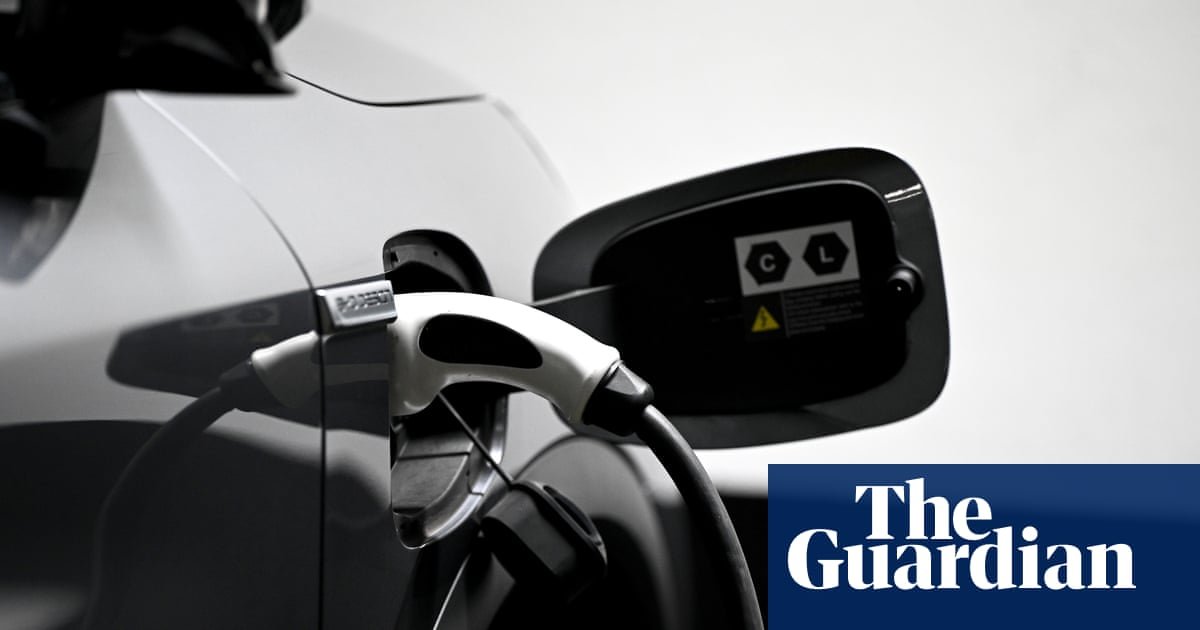 EV sales outpace petrol cars for first time as Australians dodge soaring fuel costs