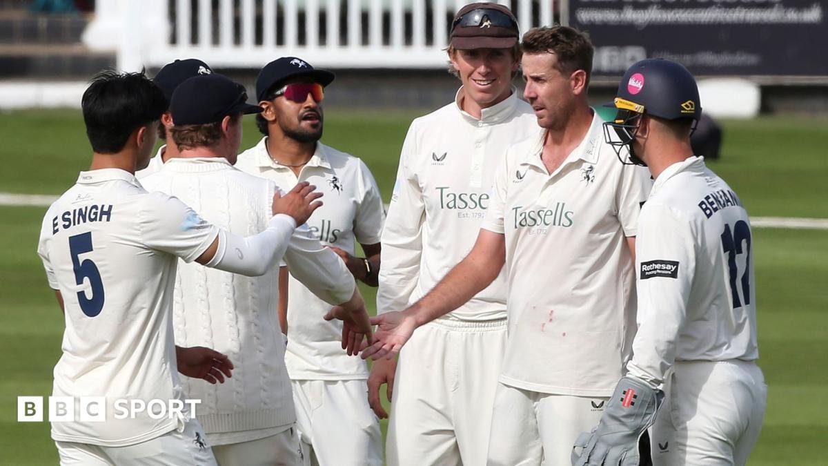 Kent players 'deserve all credit' for promotion