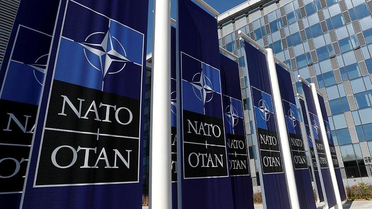 Russia issues nuclear warning to NATO as tensions rise in the Baltic