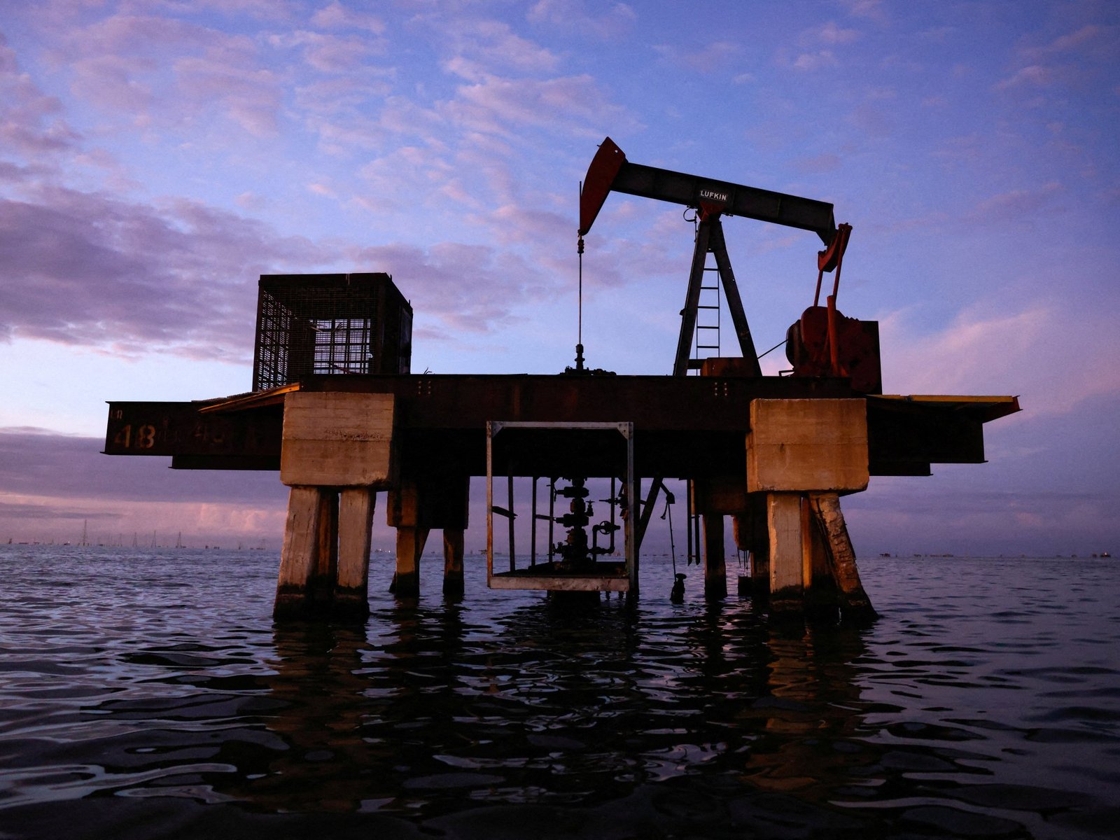 Oil and politics: What Trump’s ‘historic’ deal means for Venezuela
