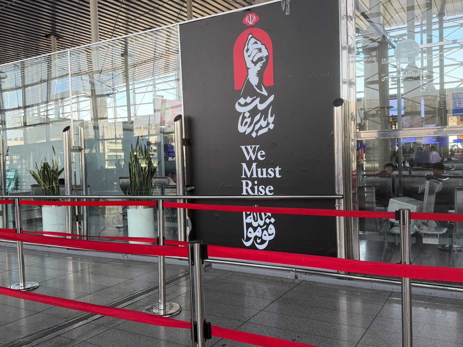 US aviation sanctions disrupt Iran flights, push travellers overland