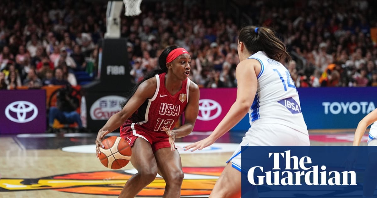 US overcome poor shooting and Italy’s eye-poke claims in edgy Fiba World Cup win