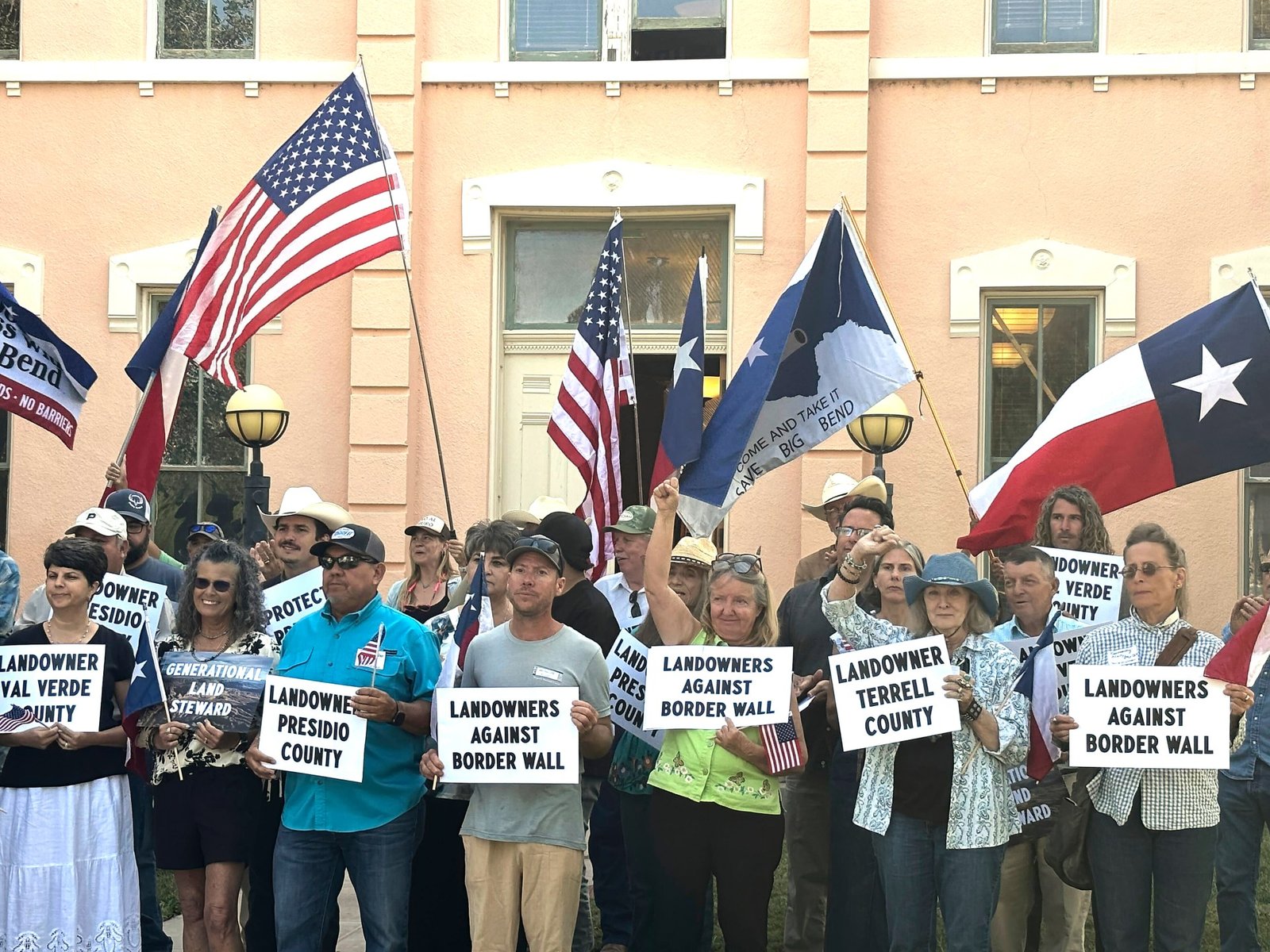 Landowners in Texas ask court to stop Trump border wall