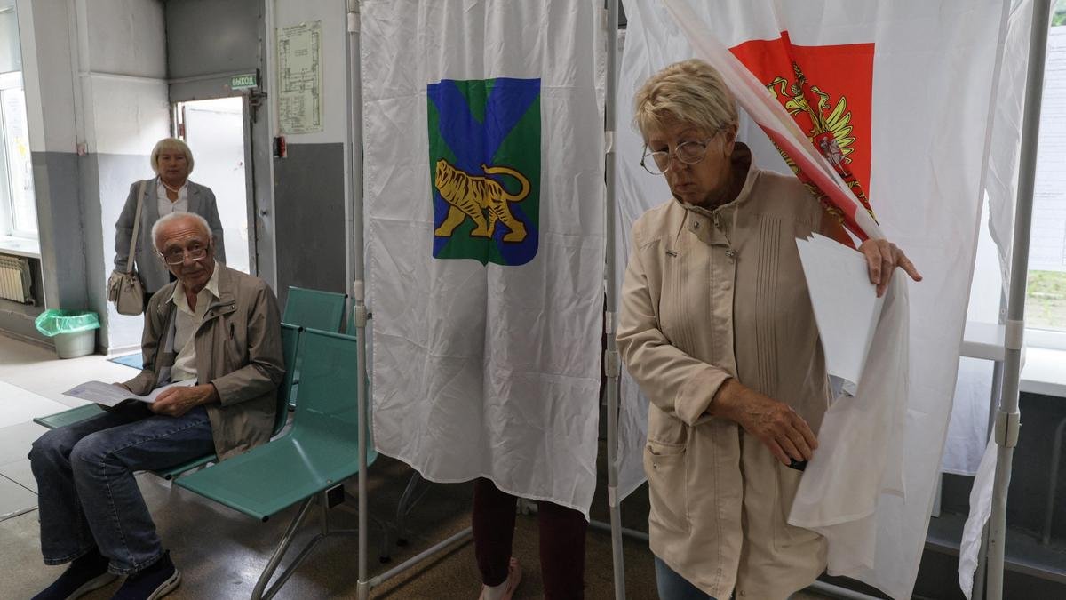Russian election, cast as test of support for Ukraine war, enters final day