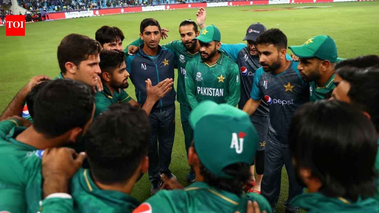 'Win against India damaged us a lot': Yousuf explains Pakistan cricket's decline