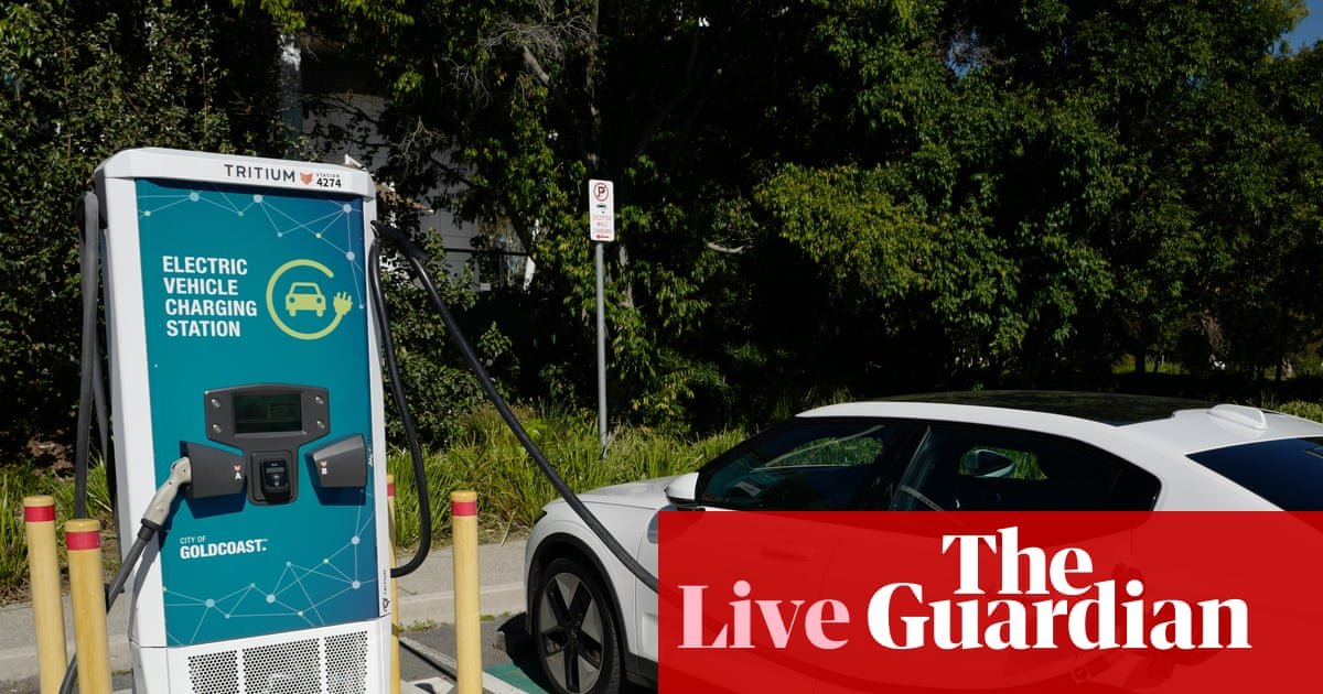News live: Australians splurging on EVs and not travelling overseas, ABS data shows; economy grows by 2.1% in year to June