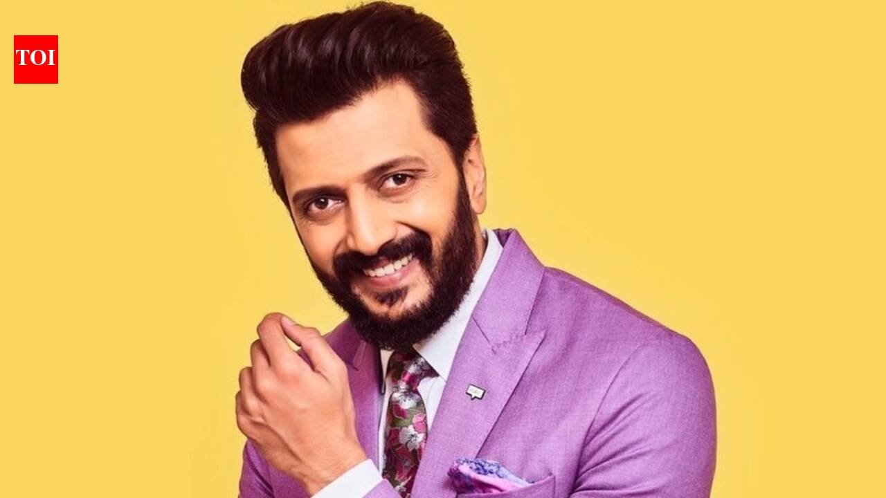 Riteish Deshmukh recalls getting paid money by a paparazzo on the street