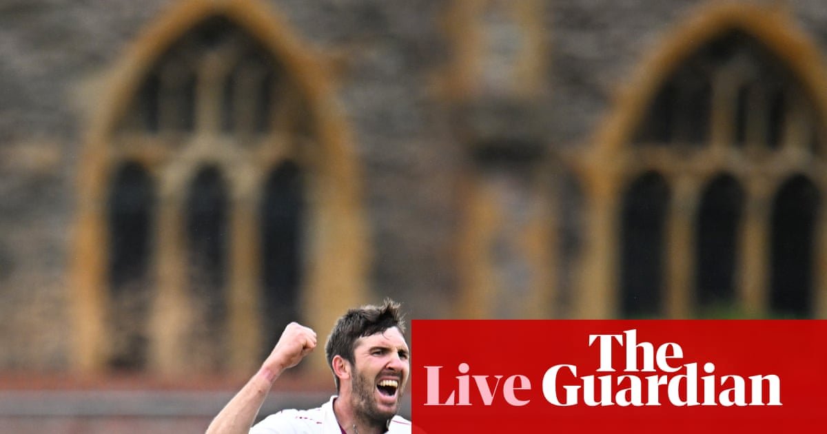 Hampshire v Warwickshire, Somerset v Glamorgan, and more: county cricket, day two – live