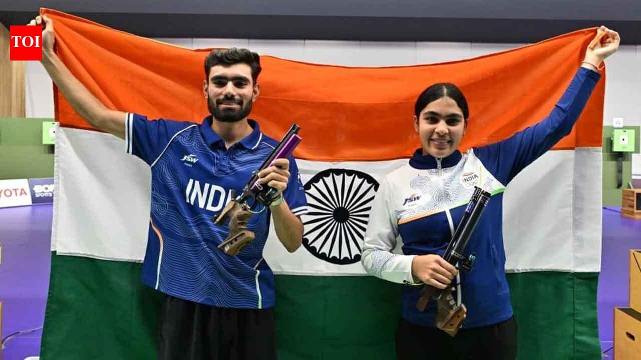 Kamaljeet, Suruchi Inder Singh win 10m air pistol mixed team gold