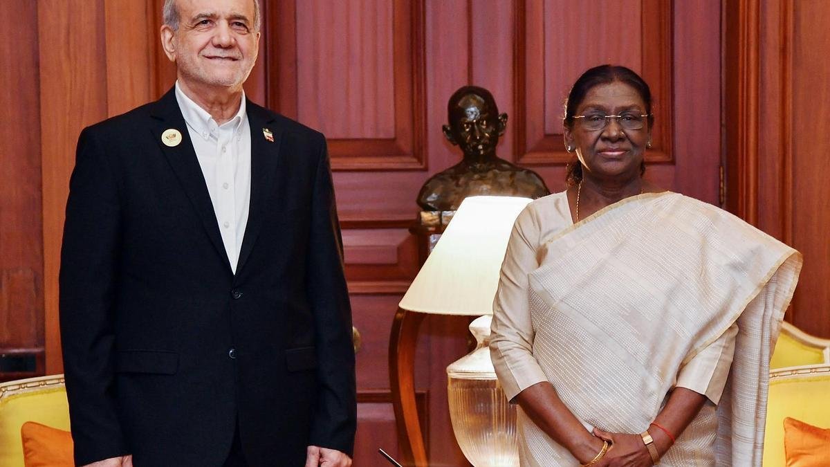 Conflicts be resolved through dialogue, diplomacy: President Murmu in meeting with Iran's Pezeshkian
