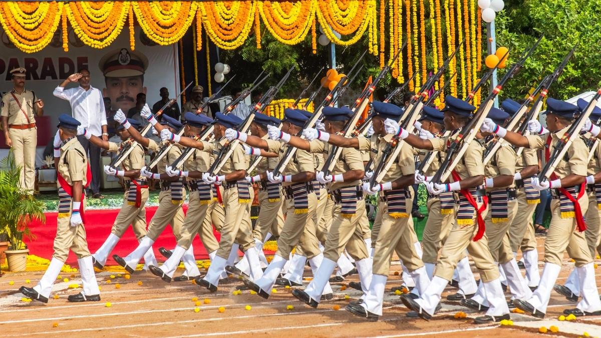 Ministers call for specialised police training to curb crime