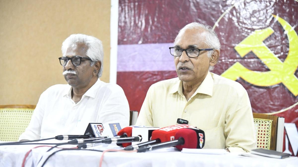 Raghavulu condemns Modi’s ‘U.S.-friendly’ foreign policy