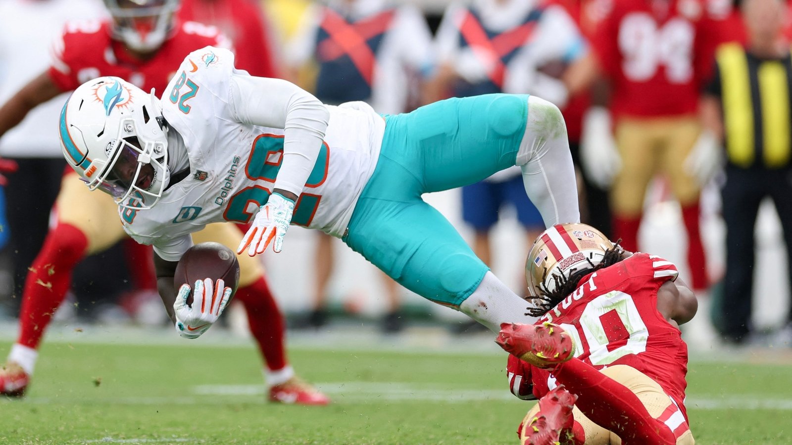 What happened to De’Von Achane? Who is his backup? Latest update on Dolphins RB's injury