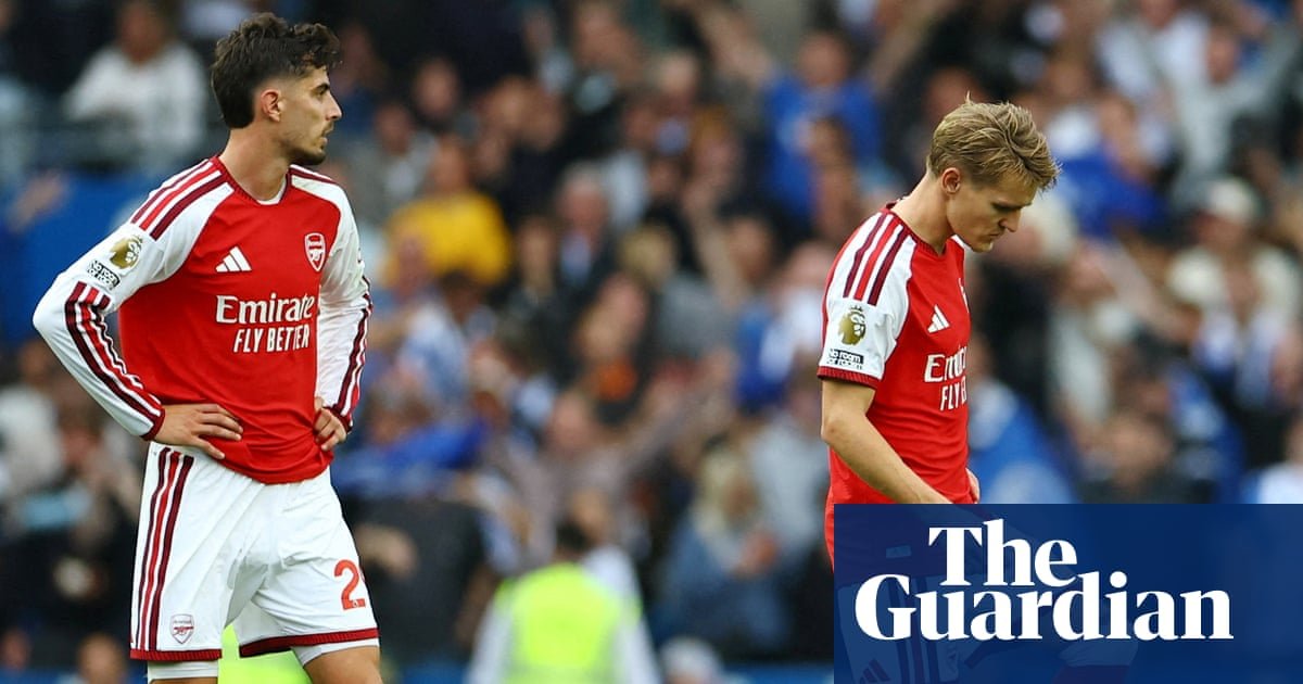 Arsenal battered in Brighton as Manchester City go clear: Football Weekly – podcast