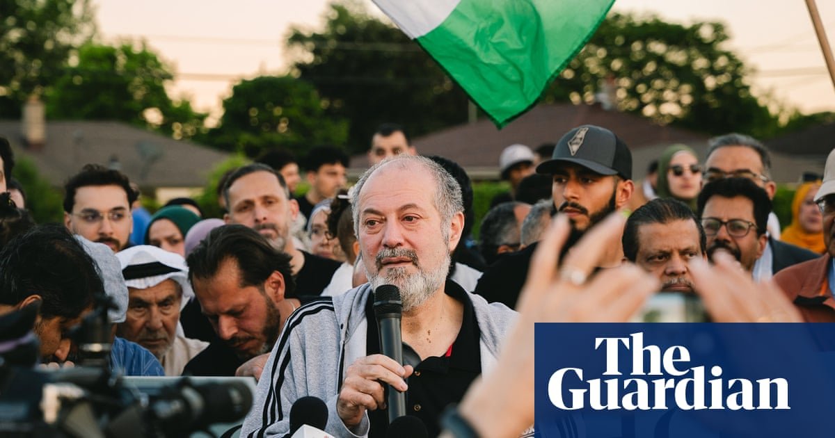 US immigration judge allows cold war-era law to deport Wisconsin mosque’s president