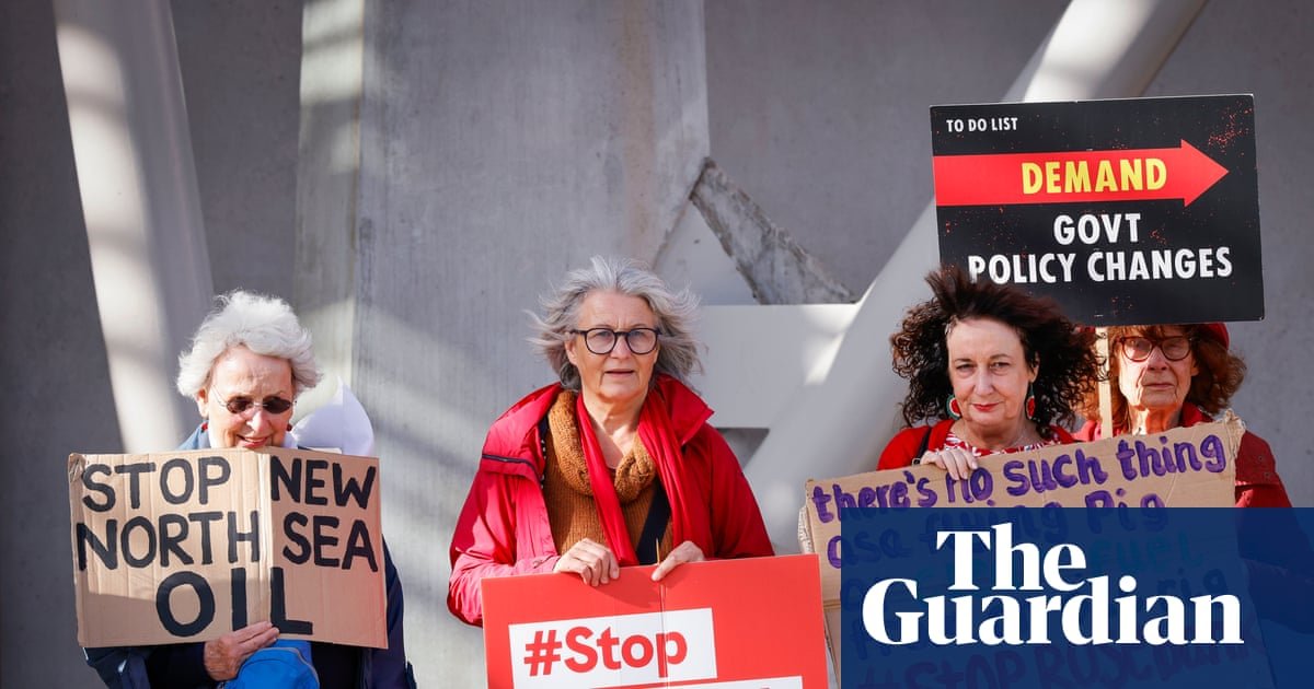 Rosebank oilfield would not breach UK emission targets, say government insiders