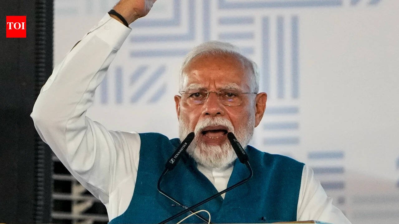 ‘This is your time’: PM Modi tells Chennai students to think big, take Tamil culture to the world