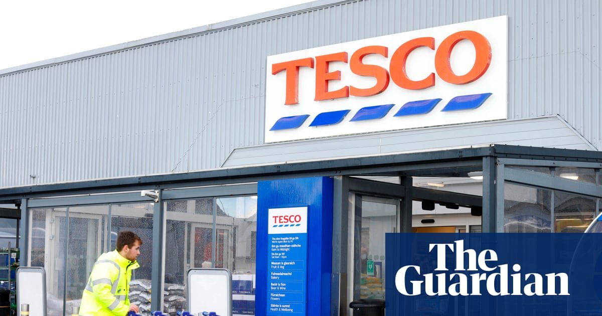 Tesco lifts profit forecast and says consumer confidence is resilient