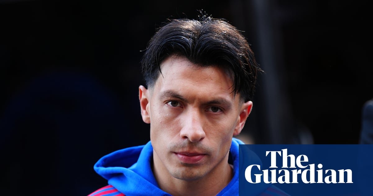 Martínez apologises to Manchester United’s director of football Wilcox after outburst