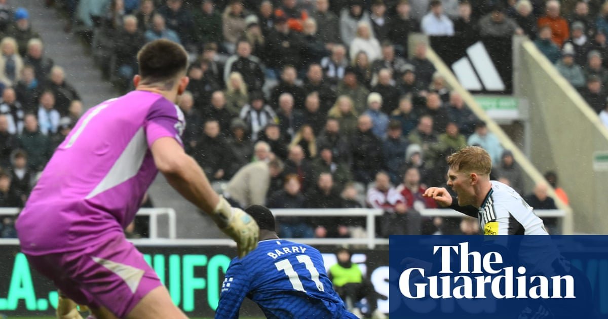 Which footballers have ended scoring droughts with a goal off their backside? | The Knowledge