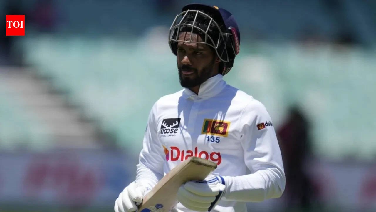Dhananjaya de Silva steps down as Sri Lanka Test captain