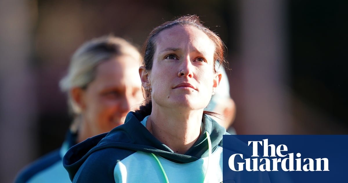 Australia bowler Megan Schutt apologises after ban for medication misuse