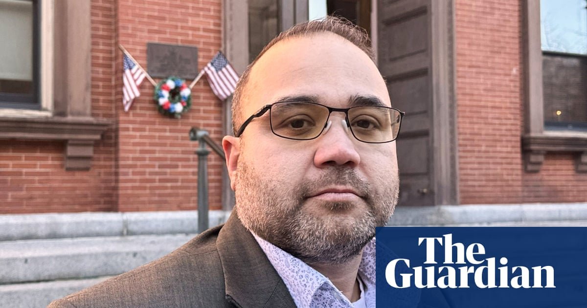 Massachusetts lieutenant governor candidate ends campaign after arrest
