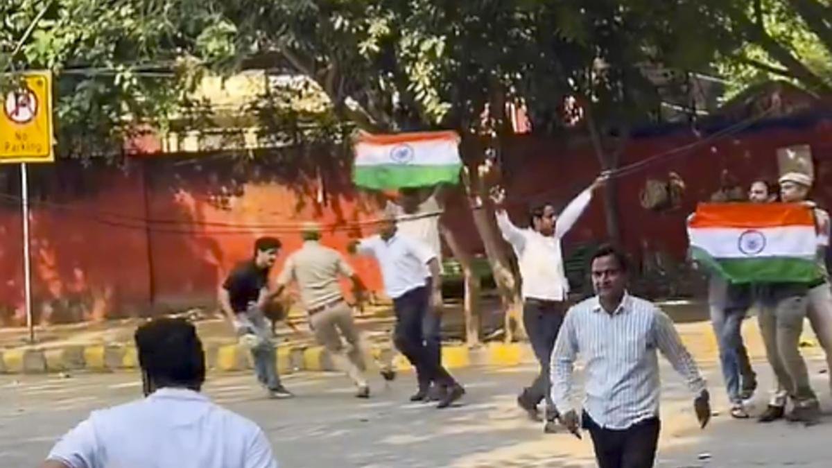 CJP leaders Saurav Das, Ashutosh Ranka among 14 detained, booked after Jantar Mantar protest; FIRs over INDIA bloc march