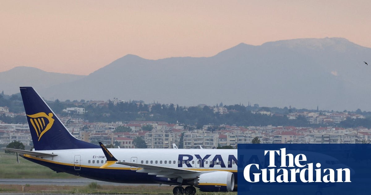 European air fares could rise by as much as 20% in 2027, Ryanair boss predicts