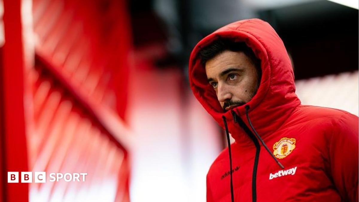 Fernandes left on bench for Man Utd defeat - a failed gamble?