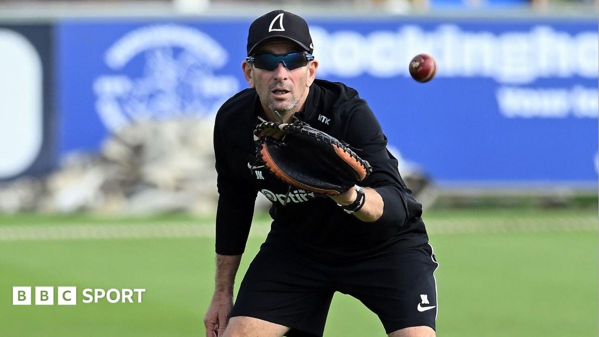 Sussex stalwart Kirtley leaves coaching role